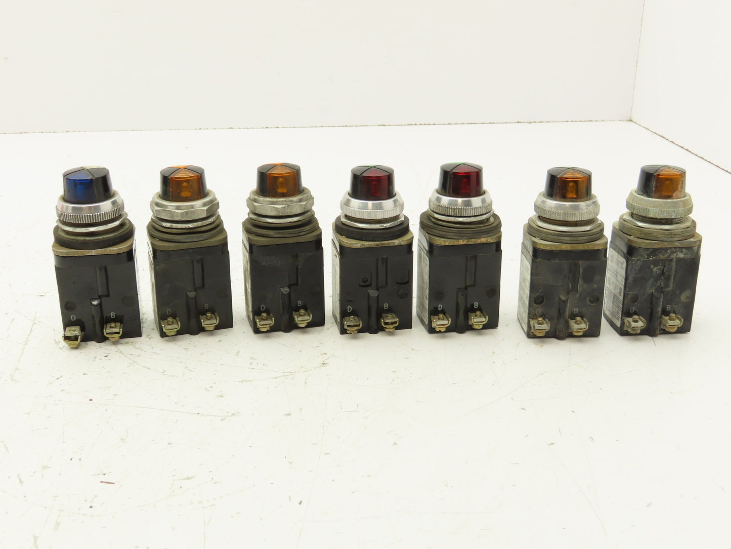 Allen Bradley 800T-PC216 Cluster Pilot Light 30mm Mixed Lot of 7