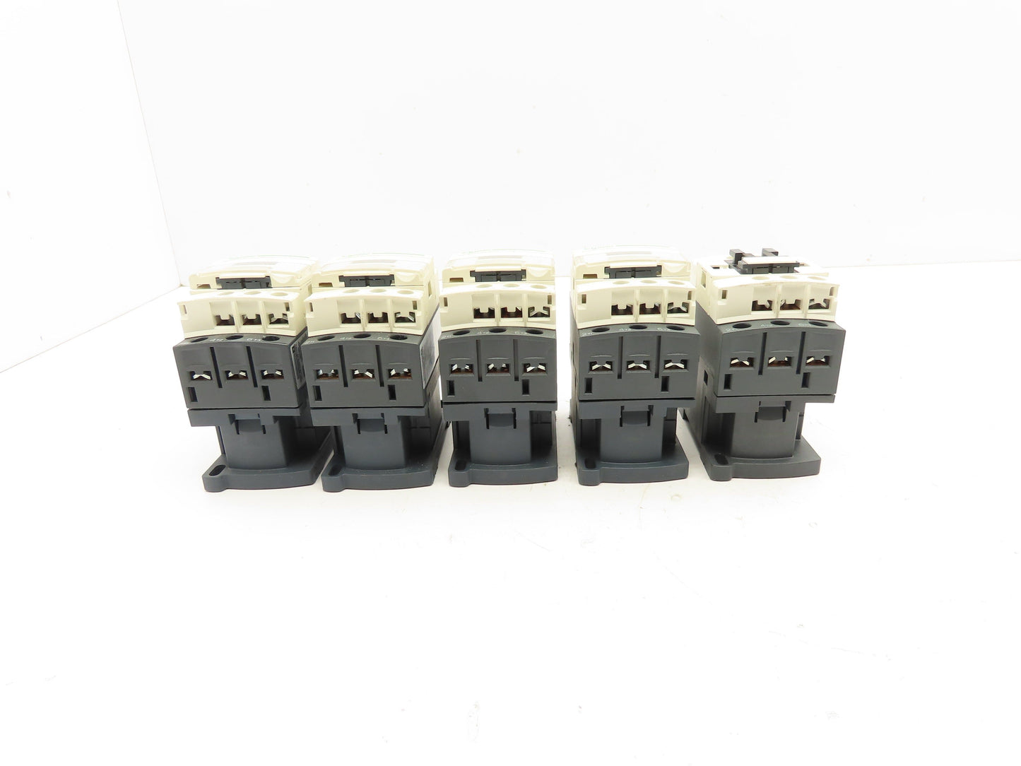 Schneider Electric LC1D09 Contactor 120V Coil 3 Pole Lot of 5