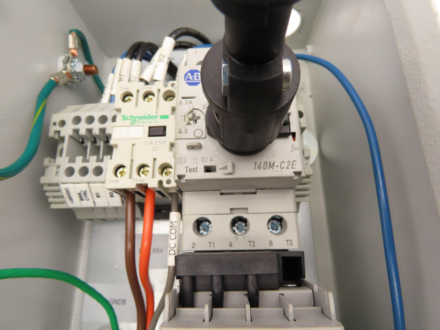 Dematic Manual Motor Circuit Breaker Contactor Disconnect Box 480V 140M-C2E-B63