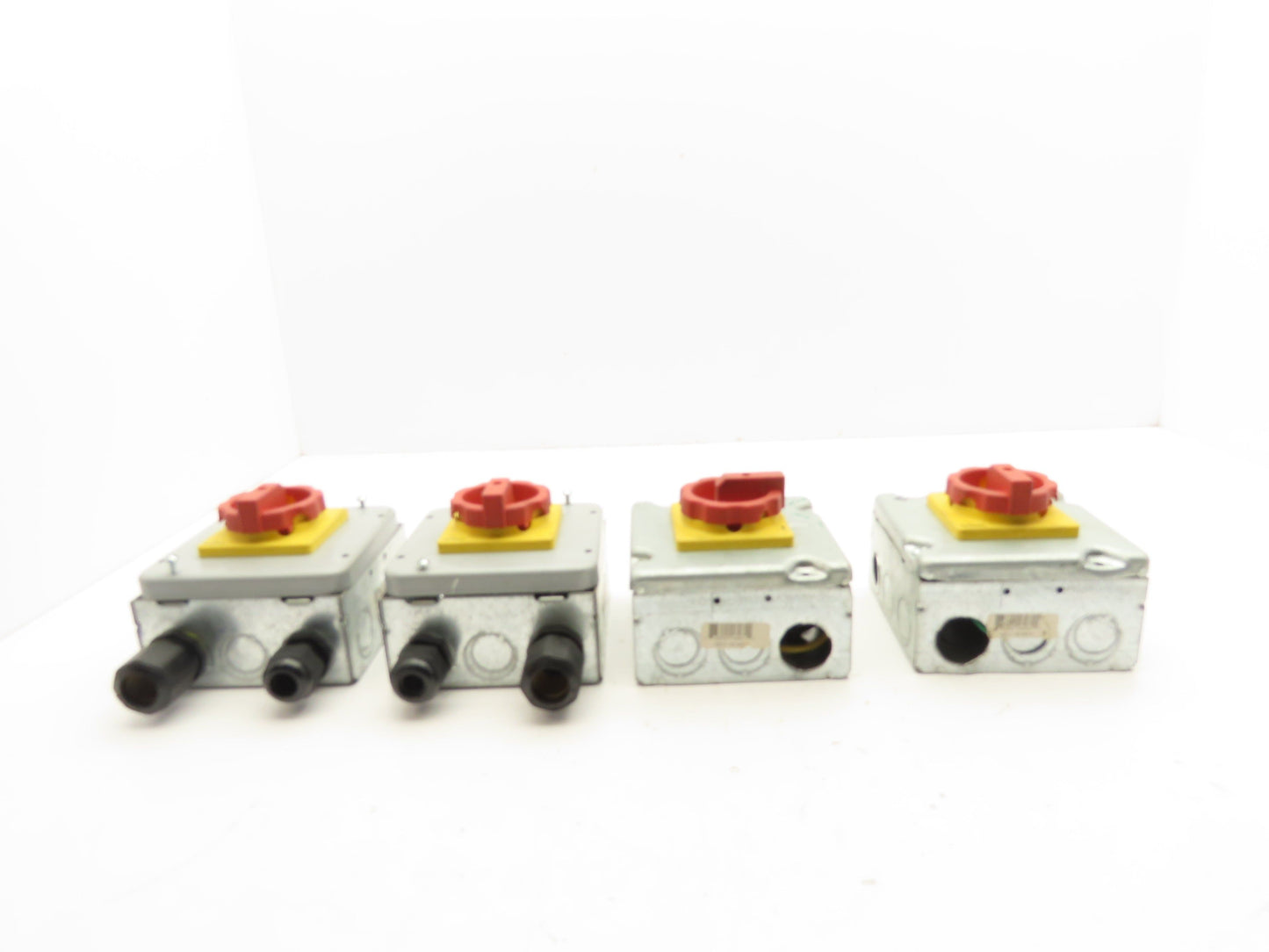 Siemens 3LD2203-OTK53 Rotary Disconnect Switch 2-Gang Steel Outlet Box Lot of 4