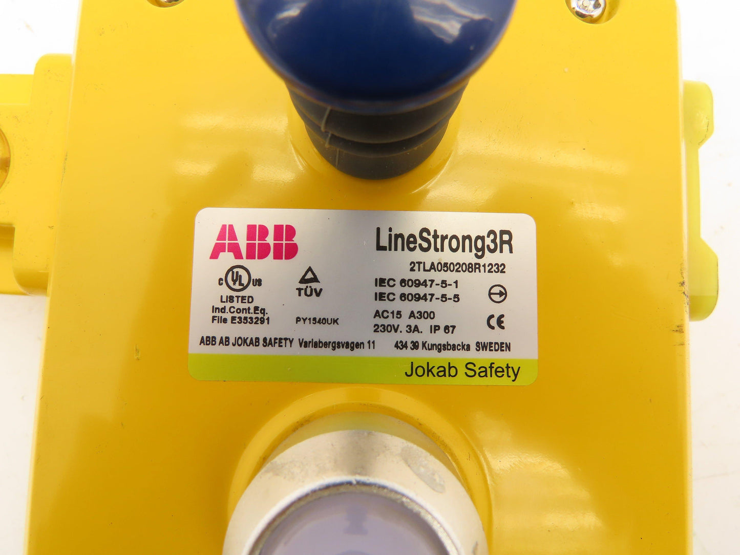 ABB Jokab Safety LineStrong3R Rope Pull Grab Cable Switch E-Stop 2TLA050208R1232
