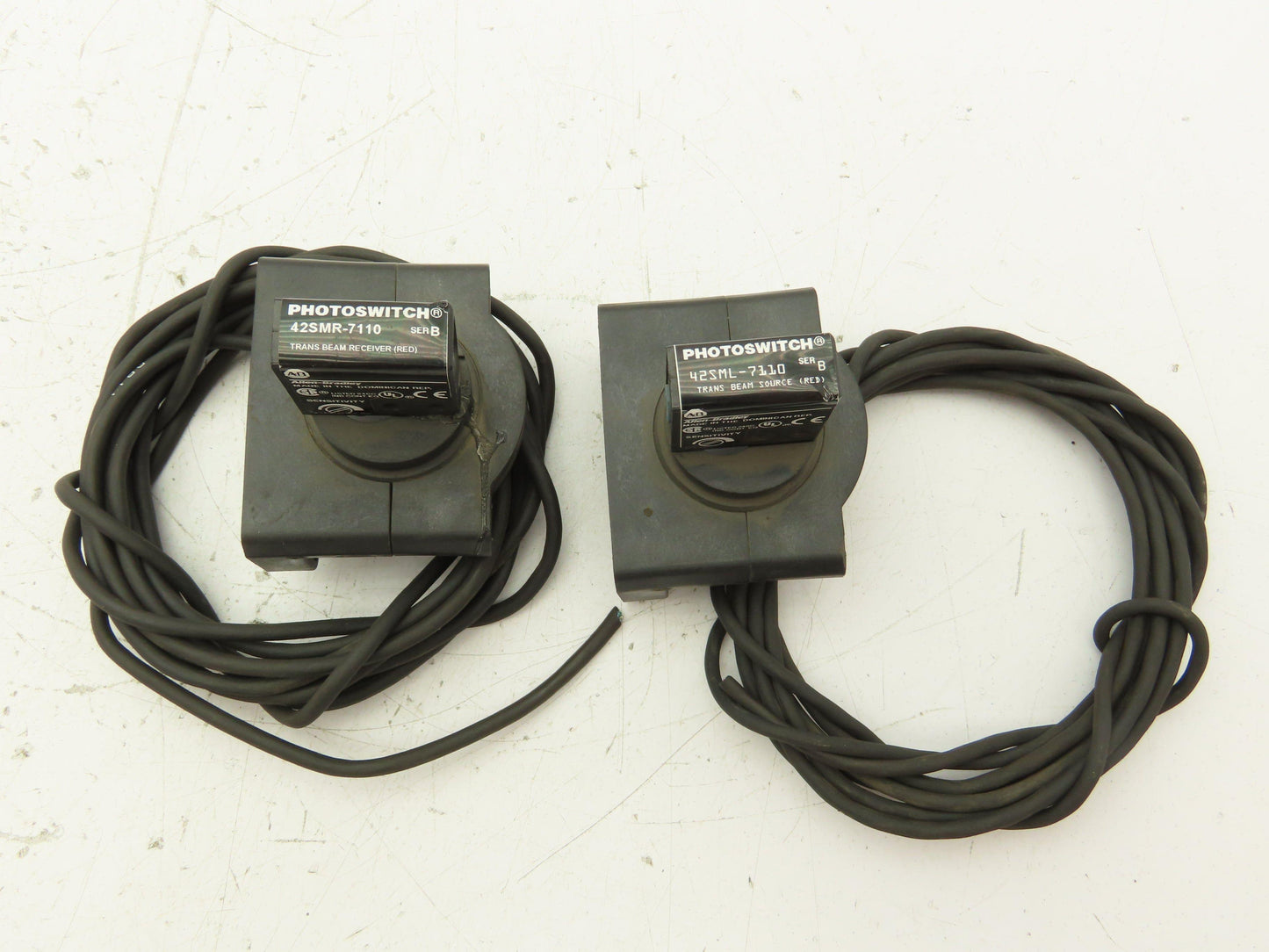 Allen Bradley 42SMR-7110 Photoswitch Trans Beam Receiver Source Ser B
