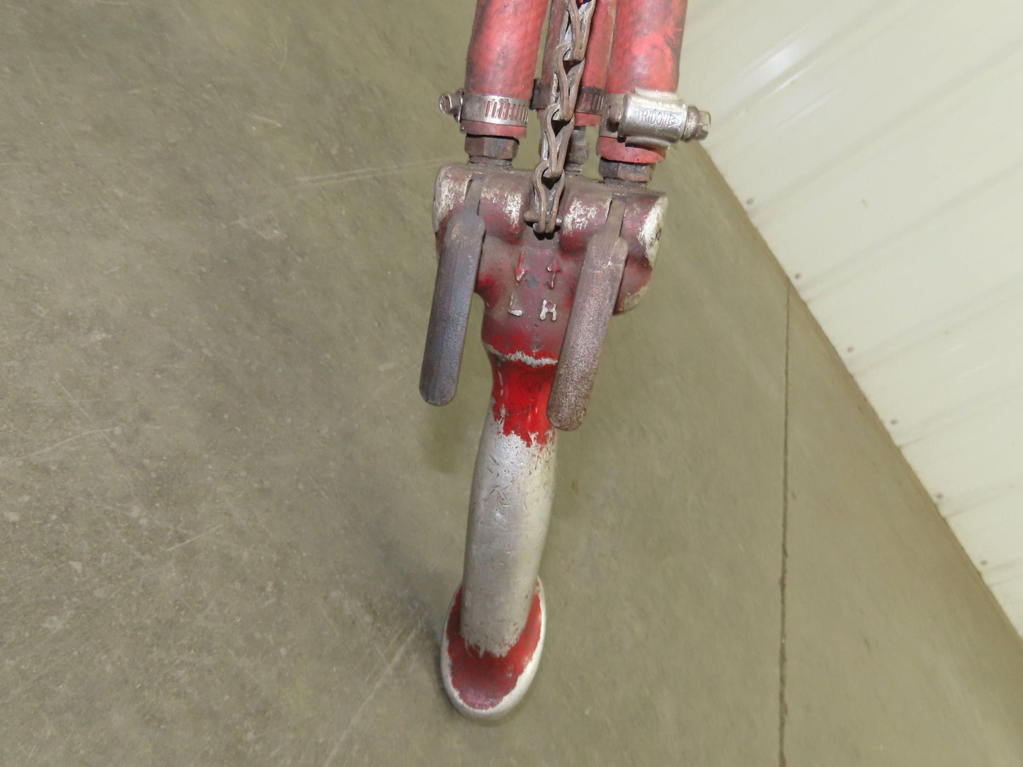 Chicago Pneumatic 1/2 Ton 1000Lb Power Vane Air Chain Hoist 10' 8" Lift Pendant