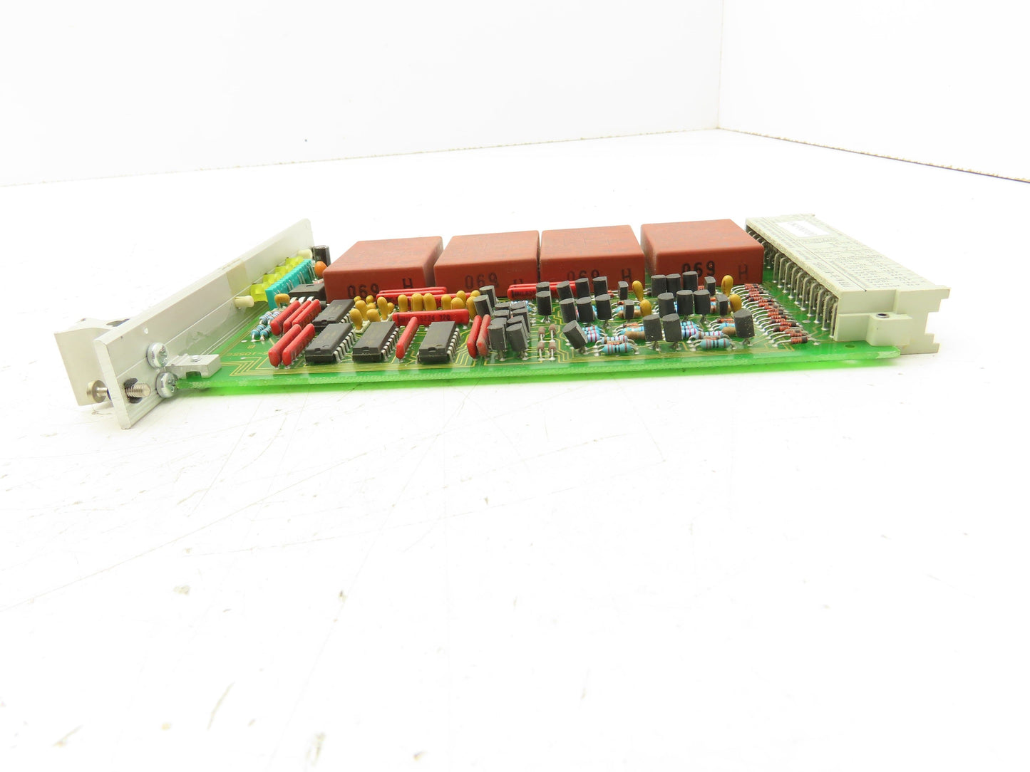 Celio VC1000EX4 Graphic Art Slot Rack Relay Card 5-1055G