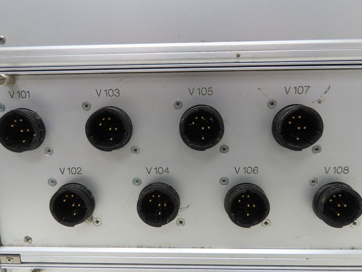 Celio VC2200 8PU PLC Slot Rack Viscolor 2200