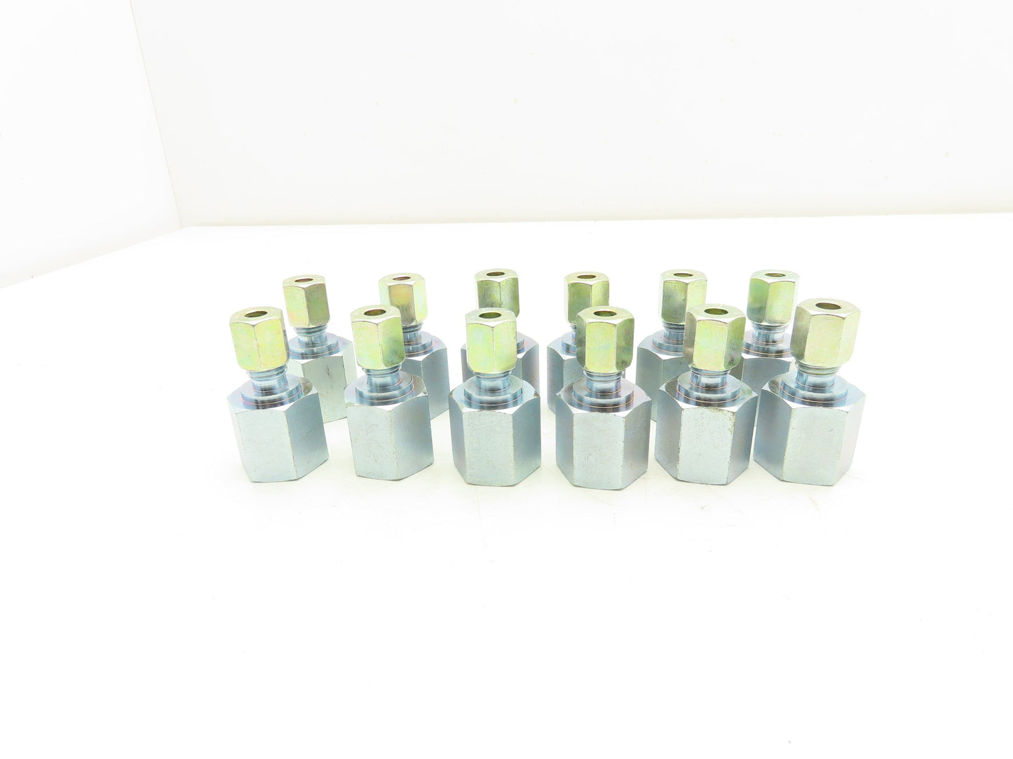 Straight Female Compression Fitting 3/8" FNPT x 6mm Tube Lot of 12