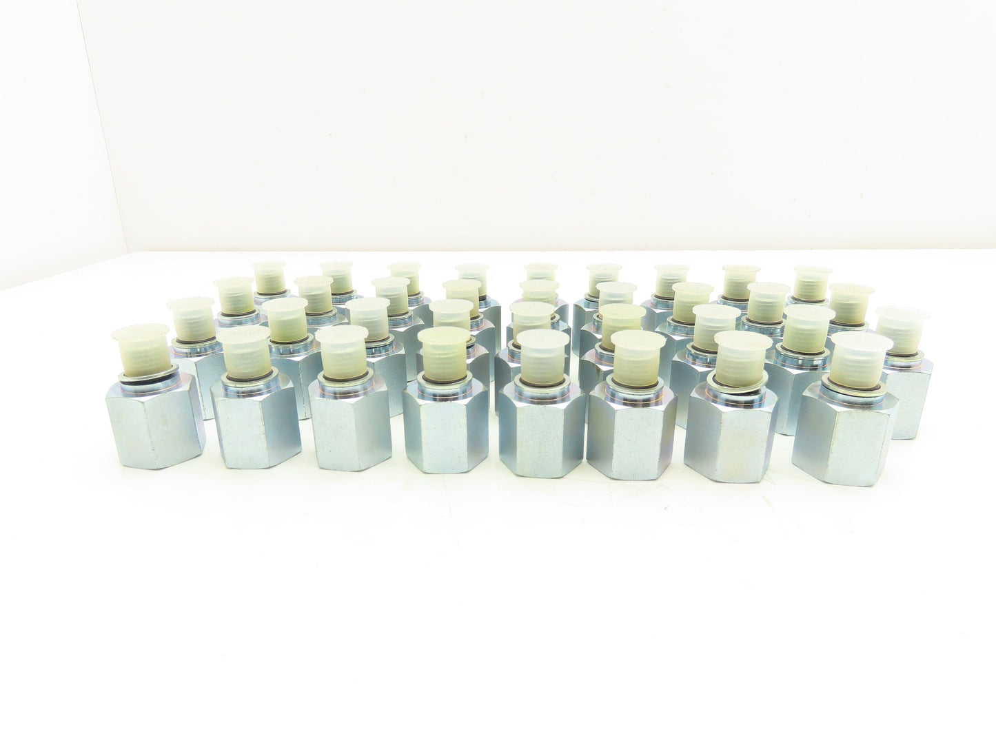 Straight Female Connector Fitting 3/8" FNPT x M12 O-ring Hose Flare Lot of 35