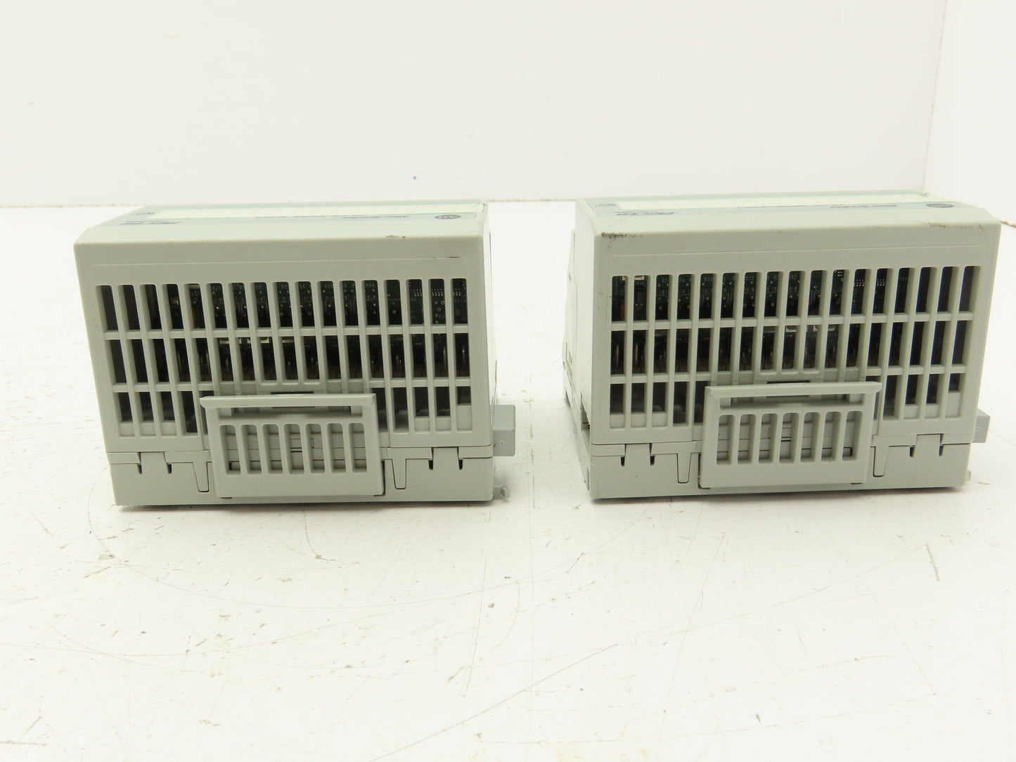 Allen Bradley 1794-OB16 PLC Flex I/O Output Module 24V Lot of 2