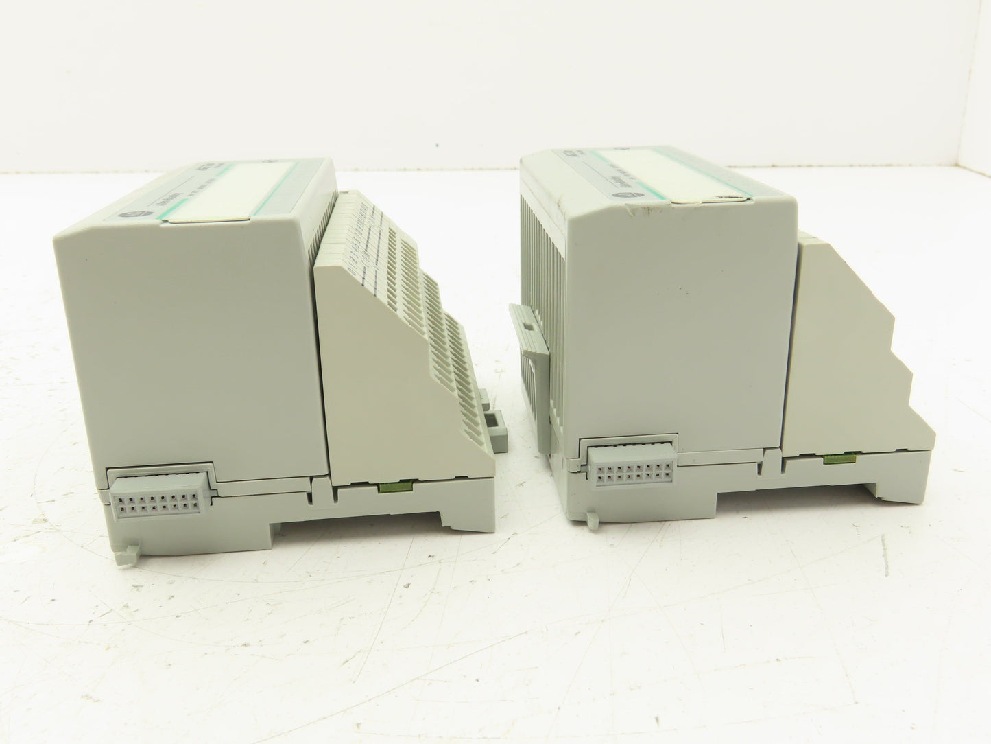 Allen Bradley 1794-OB16 PLC Flex I/O Output Module 24V Lot of 2