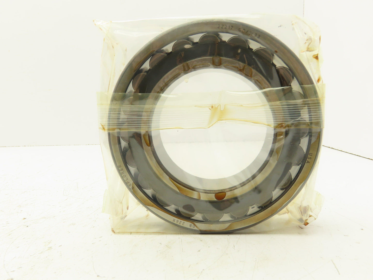 SKF 22217 CC/W33 Spherical Roller Bearing 85 mm ID 150 mm OD