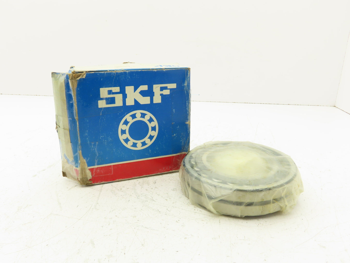 SKF 22217 CCKVA759 Spherical Roller Bearing 85 mm ID 150 mm OD
