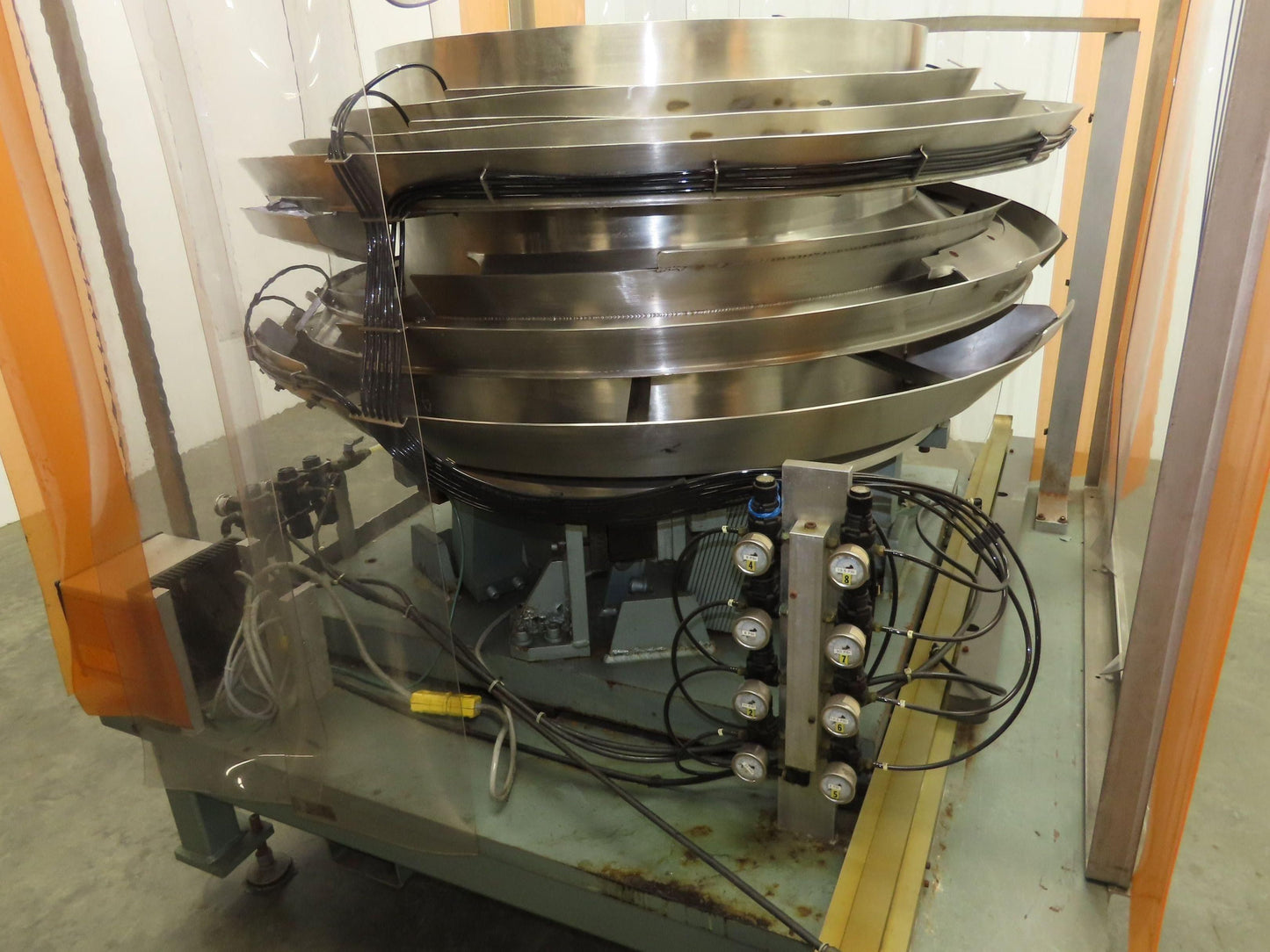 Vibracraft Vibratory Parts Feeder 36" Stainless Bowl Bottle Cap Sorter 115V