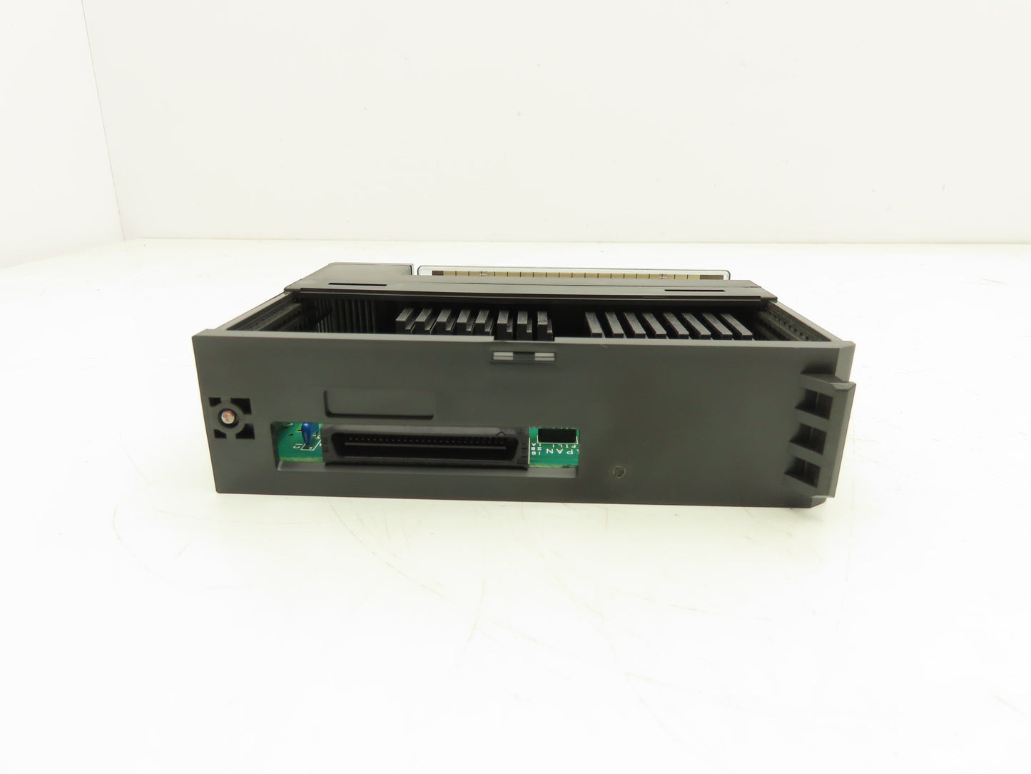 Mitsubishi Electric A1SY22 PLC Digital Output Module 240V