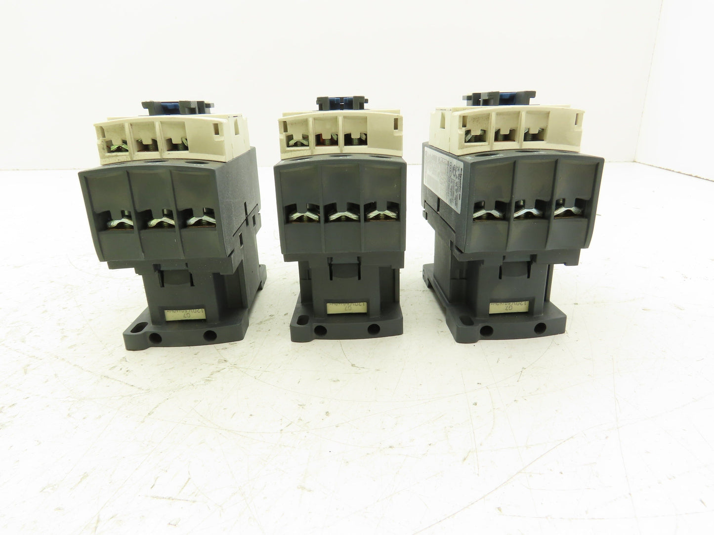 Schneider LC1D25 Motor Starter Contactor 40A 600V 3 Pole 120V Coil Lot of 3