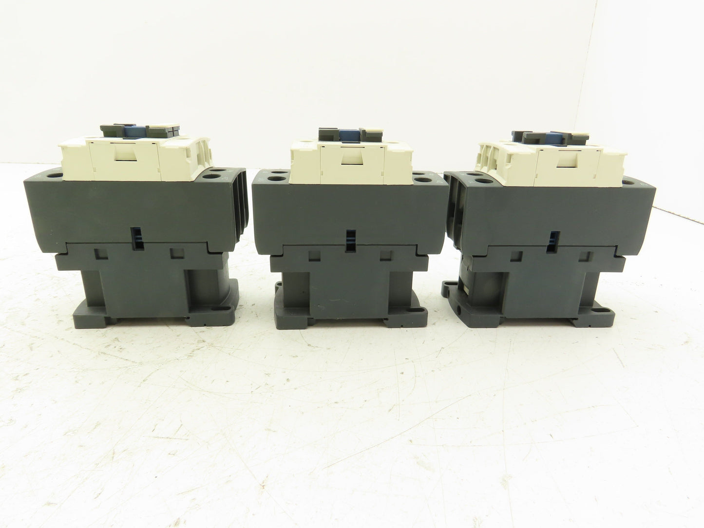 Schneider LC1D25 Motor Starter Contactor 40A 600V 3 Pole 120V Coil Lot of 3