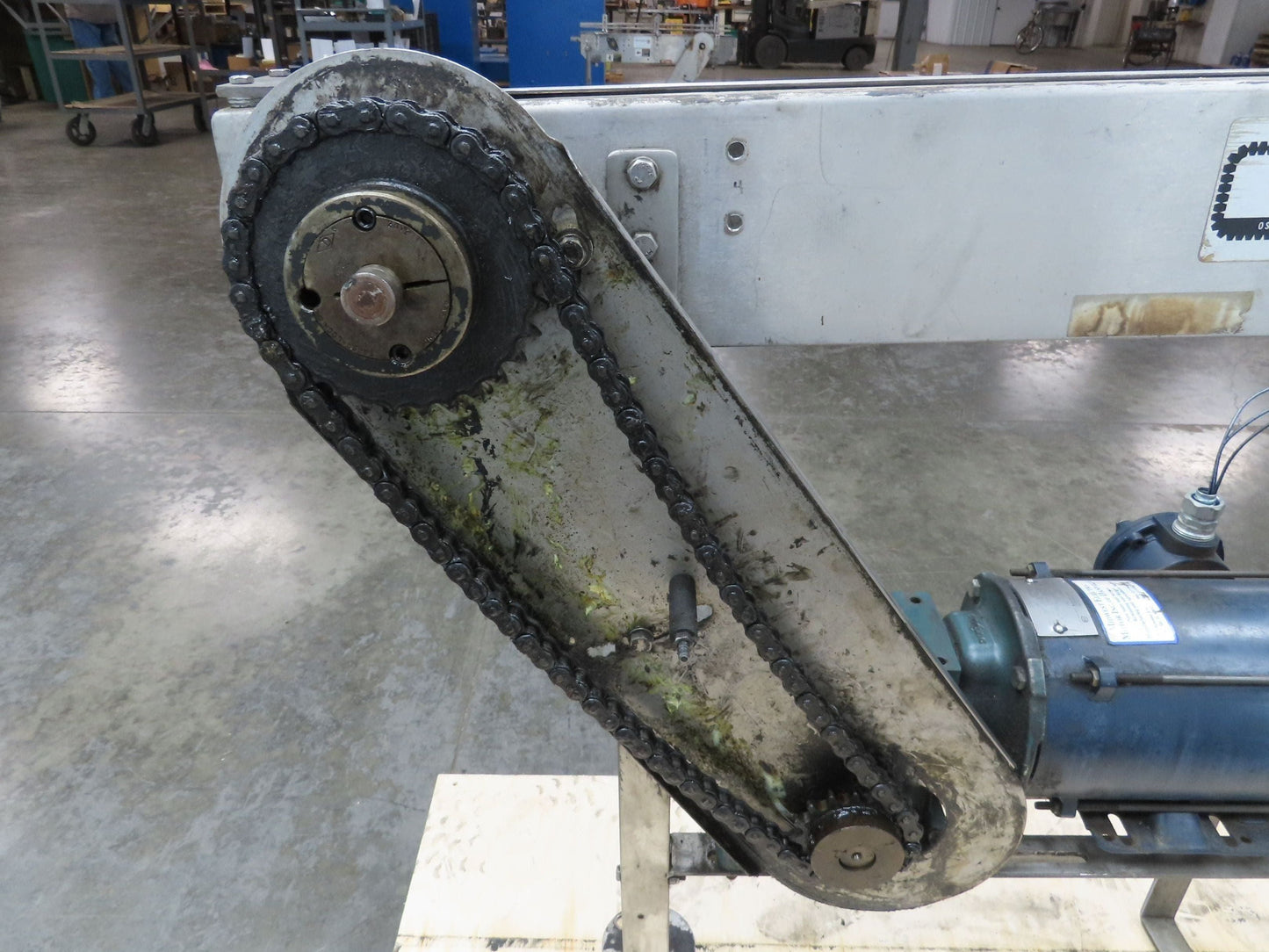 Arrowhead 3.25" Tabletop Belt Stainless Bottle Conveyor 28" Drive 460V