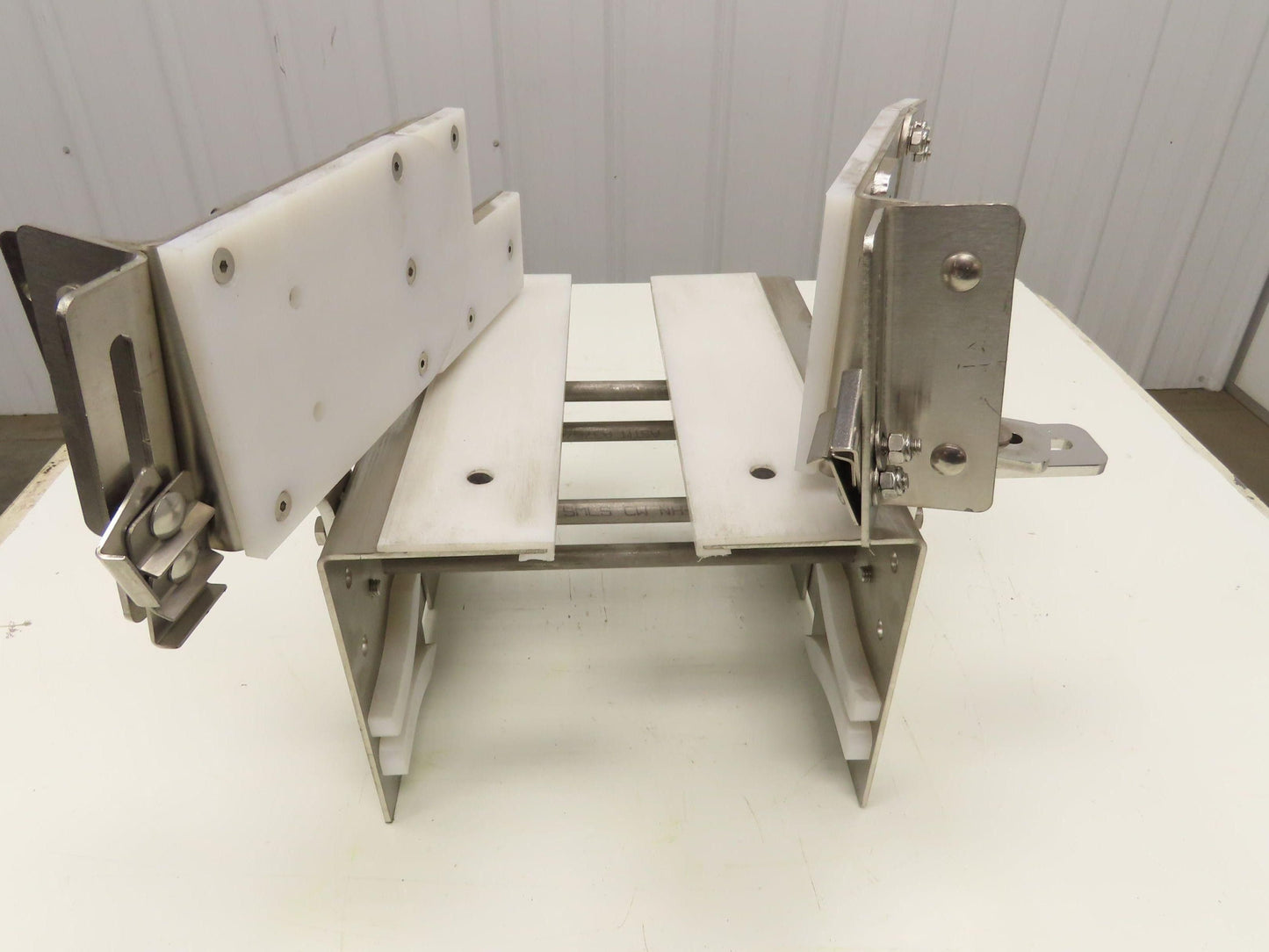 Arrowhead 10" Tabletop Belt Stainless Bottle Conveyor Diverter Section 12"L