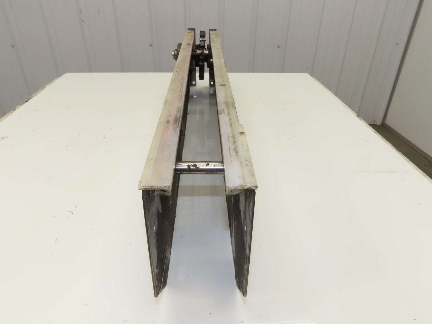 Arrowhead 3.25" Tabletop Stainless Bottle Conveyor Idler Section 36"L -No Drive