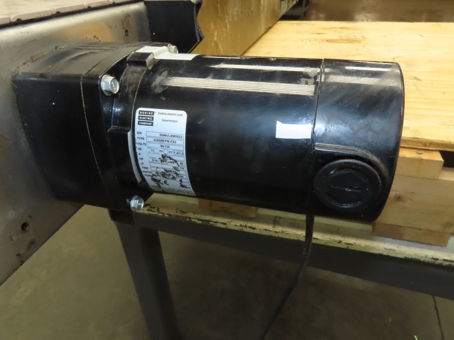 4.5"x 7' 6" Tabletop Belt Stainless Bottle Conveyor 90VDC End Drive