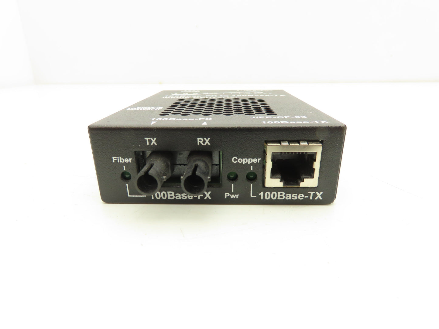 Transition J/FE-CF-03 100Base-FX to 100Base-TX Stand-Alone Media Converter