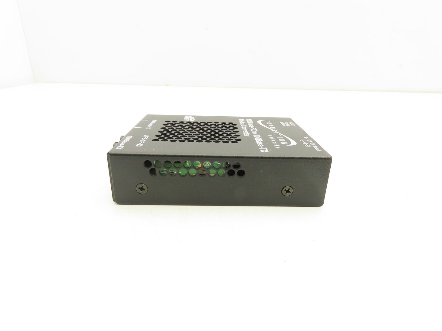 Transition J/FE-CF-03 100Base-FX to 100Base-TX Stand-Alone Media Converter