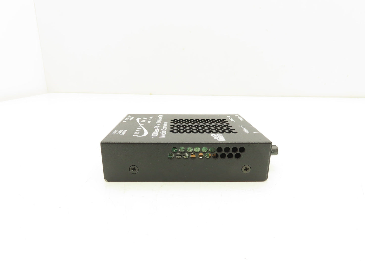 Transition J/FE-CF-03 100Base-FX to 100Base-TX Stand-Alone Media Converter