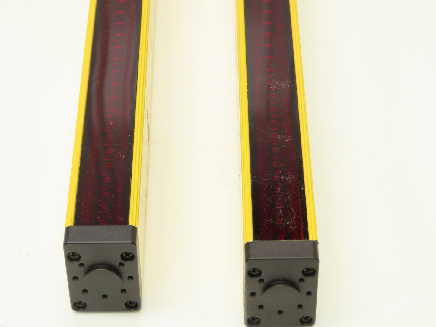 STI MS46-20-1215-R-FP Safety Light Curtain Transmitter/Receiver Set 48"