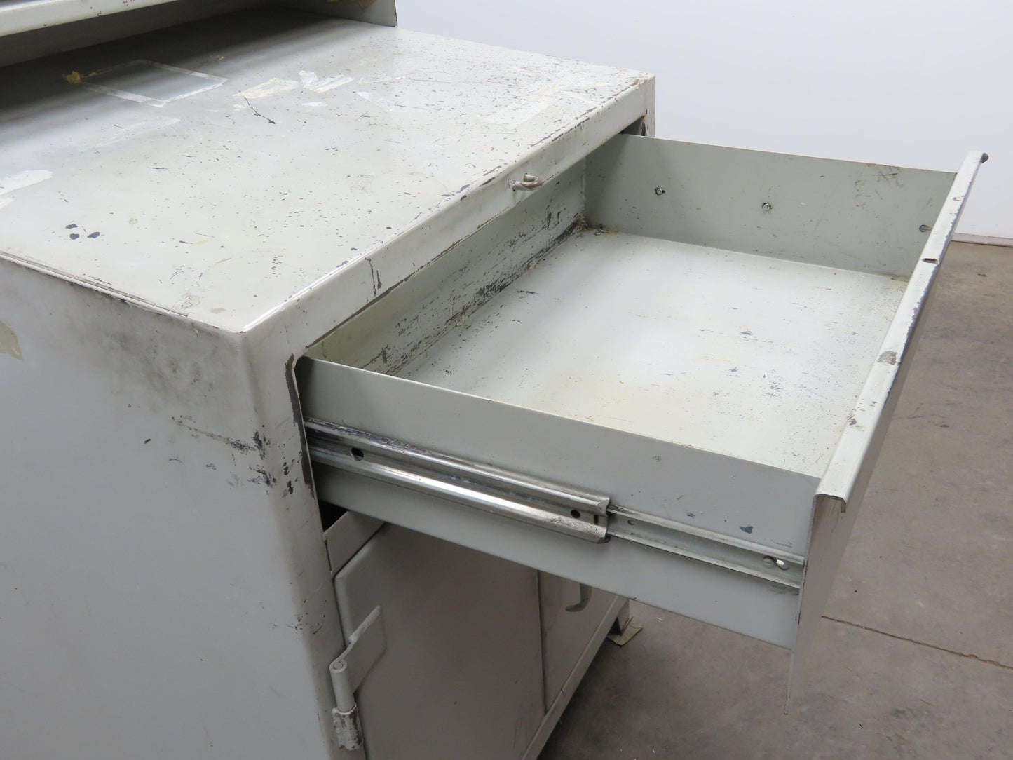 Strong Hold Extreme Duty 12 GA Shop Desk 1 Drawer Riser Shelf 36x28x54"