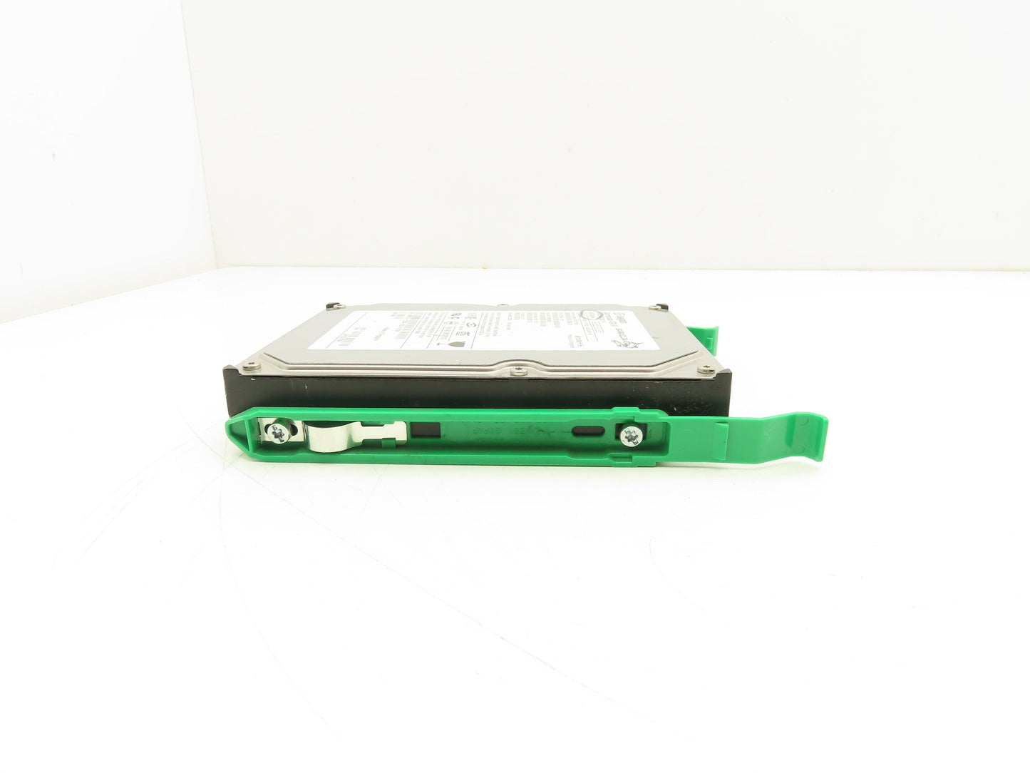 Seagate ST320011A Barracuda ATA IV 20GB Hard Disk Drive Cache