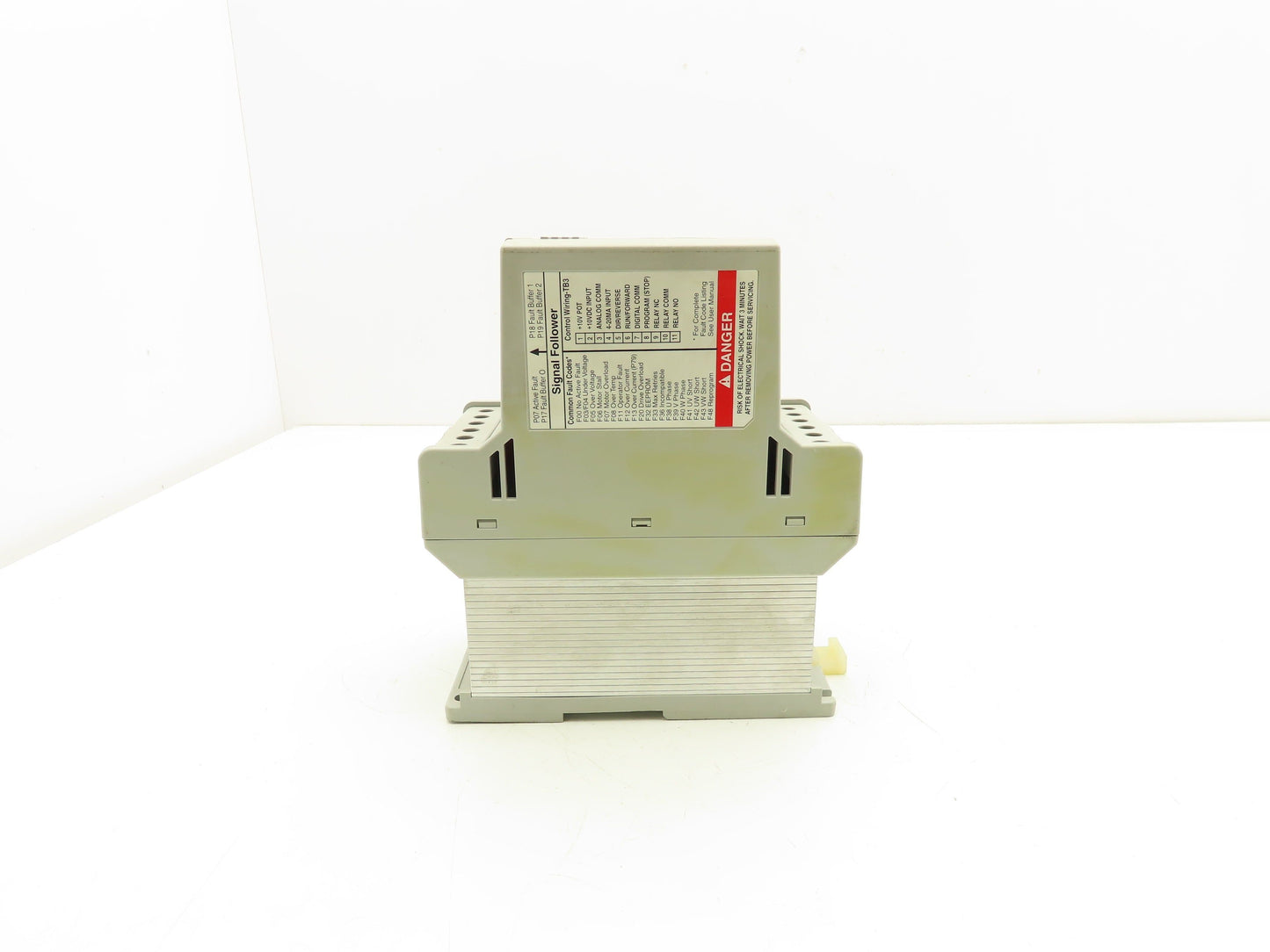 Allen Bradley 160-AA03NSF1 Variable Speed AC Drive VFD .75HP 240V 1PH Input