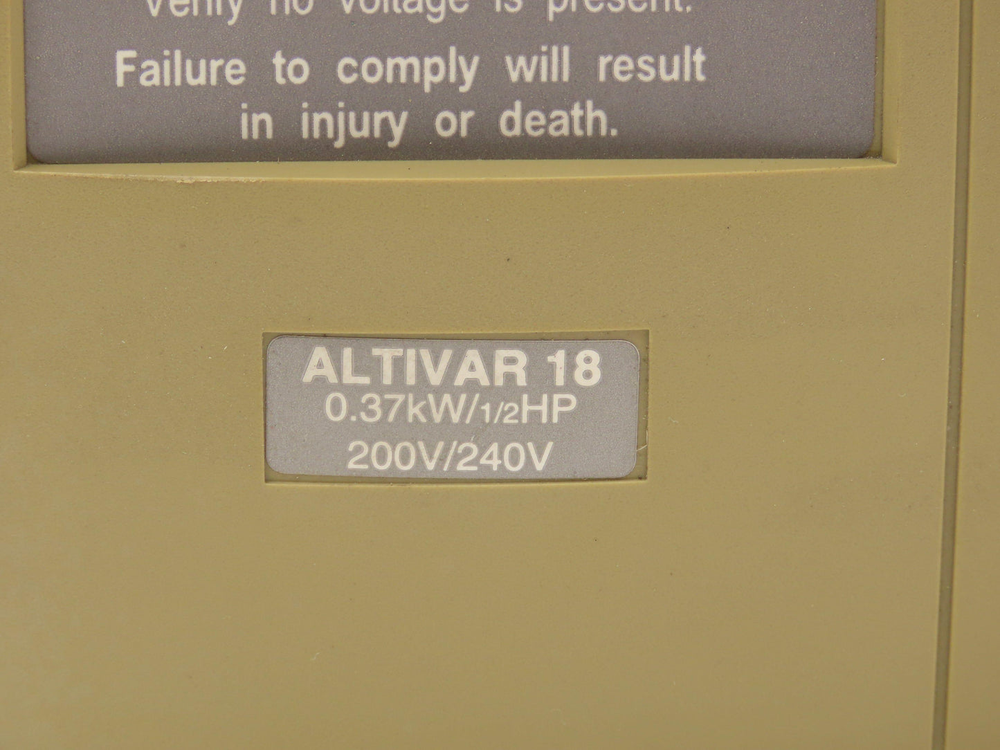 Square D Telemecanique ATV18U09M2 ALTIVAR 18 Variable AC Drive VFD .5Hp 240V 1PH