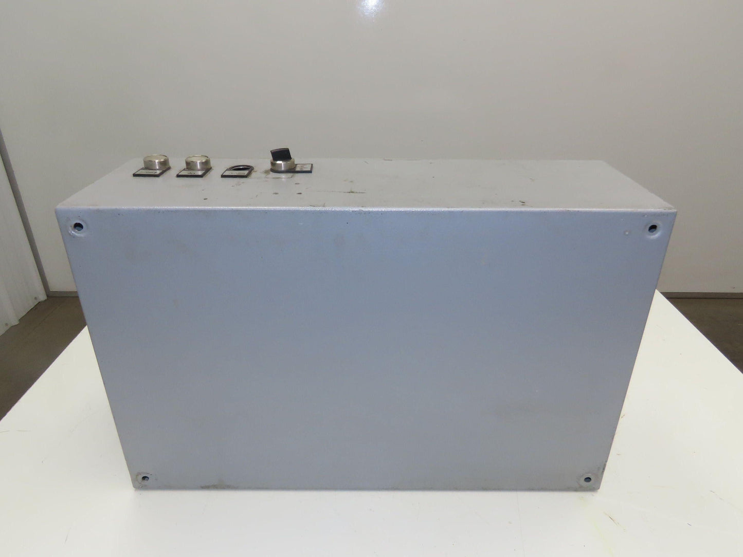 Rittal AE1039 Steel Electrical Enclosure with Backplate 380x600x200mm 15x24x8"