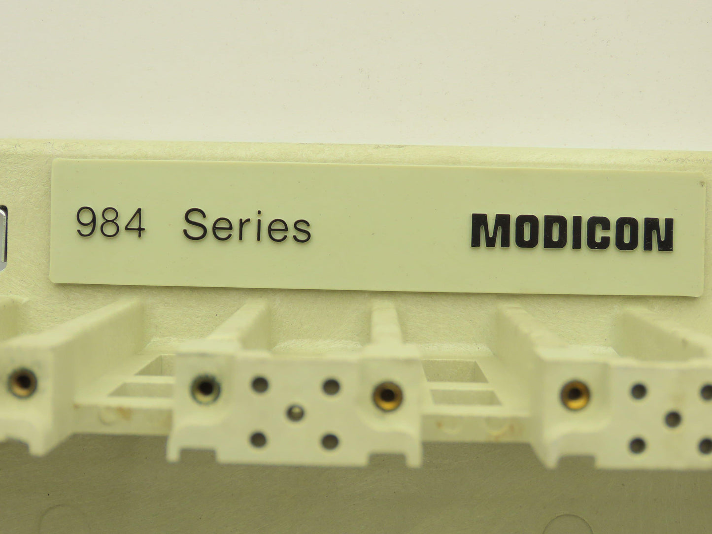 Modicon AS-H819-209 7-Slot Rack Chassis 984 Series