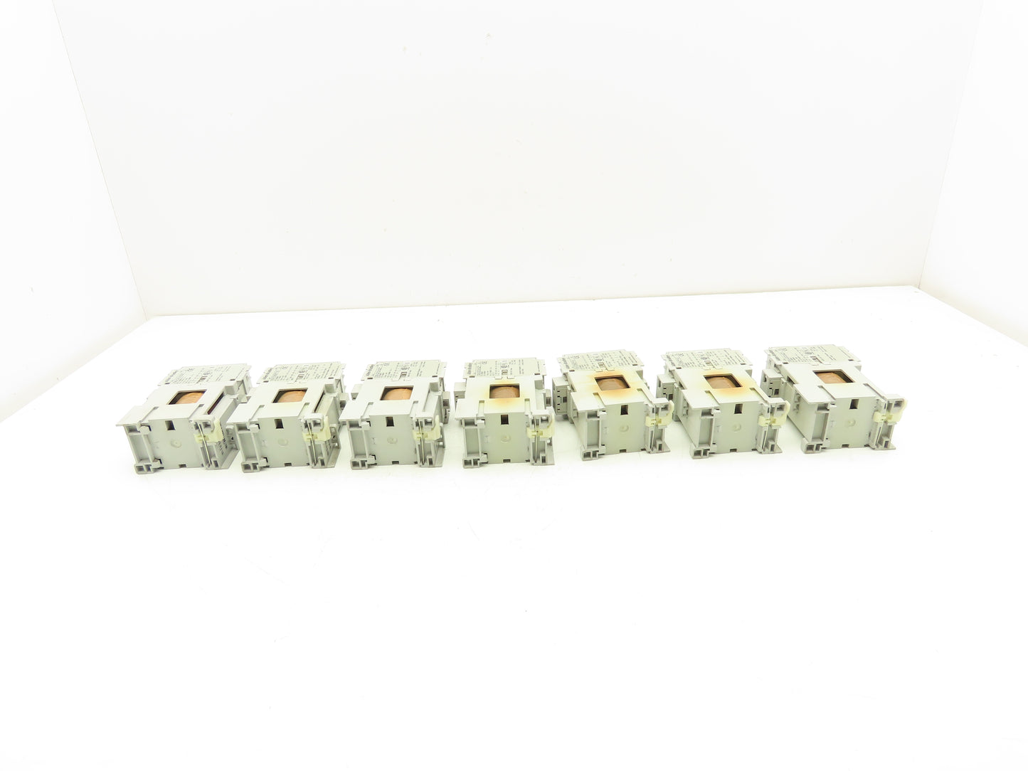 Allen Bradley 700-CF310Z* IEC Control Relay Contactor 24V Coil Lot of 7