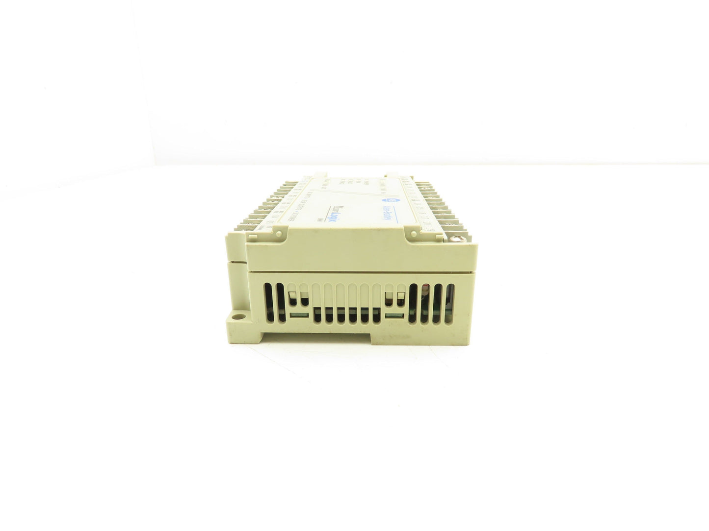 Allen Bradley 1761-L16BWB MicroLogix 1000 DC Input Relay Output Series E FRN 1.0