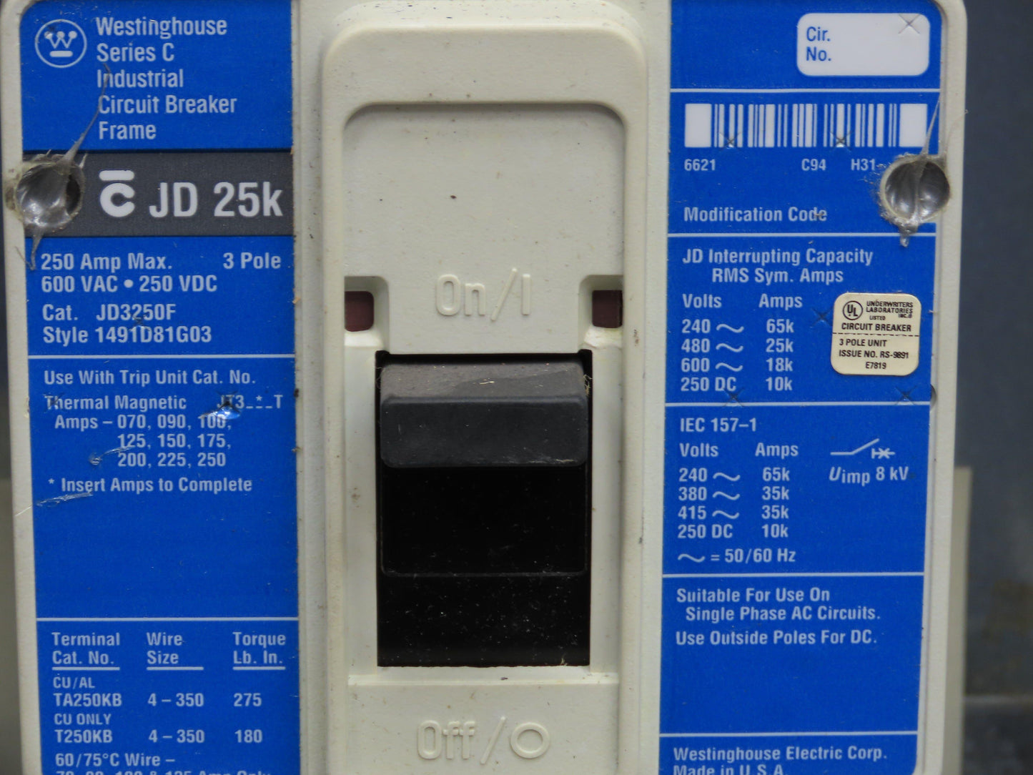 Cutler Hammer PRL1 Pow-R-Line Panelboard 250A Main Breaker 208Y/120V 3Ph 4W