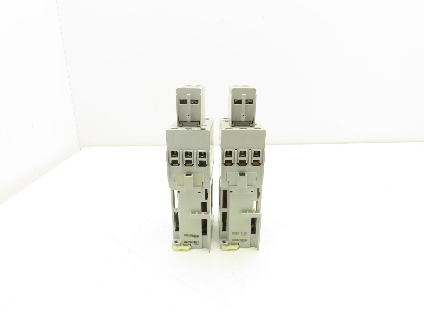 Allen Bradley 100-C30D*00 IEC Contactor 30A 3-Pole 600V 24VDC Coil Lot of 2