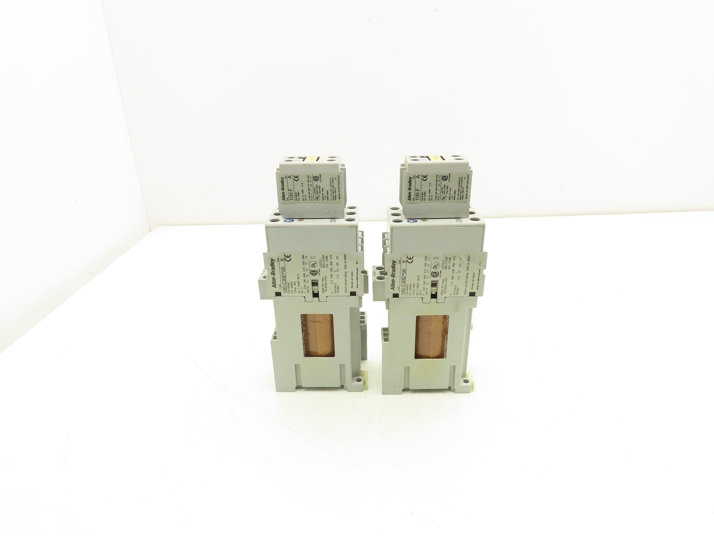 Allen Bradley 100-C30D*00 IEC Contactor 30A 3-Pole 600V 24VDC Coil Lot of 2