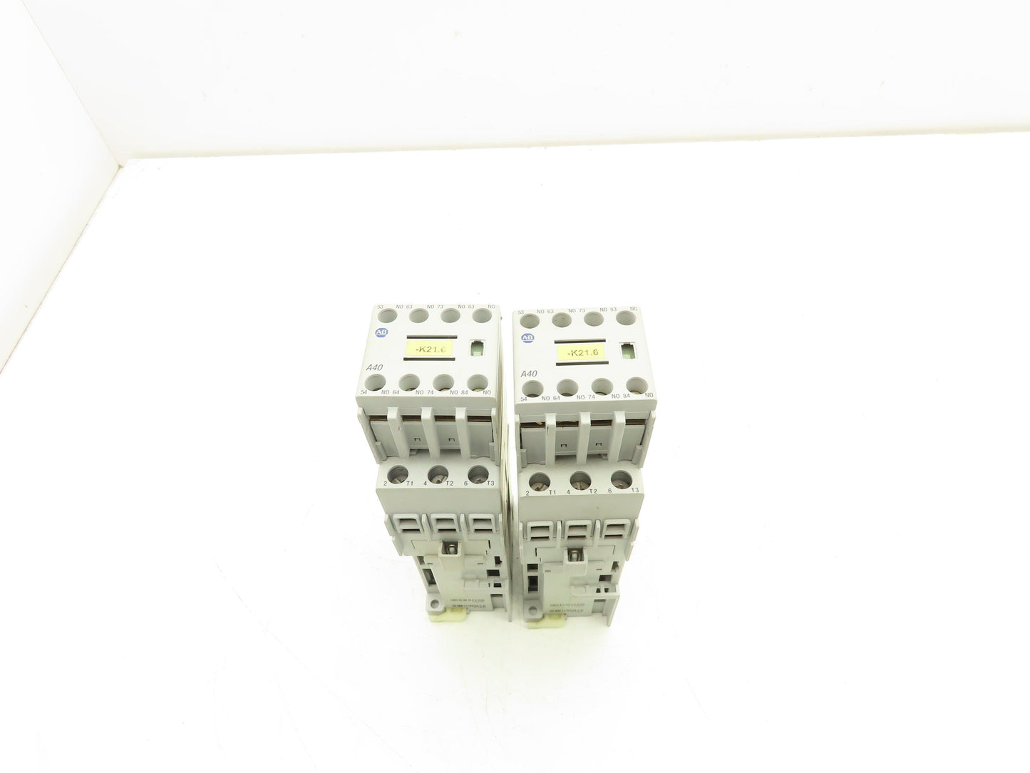 Allen Bradley 100-C30D*00 IEC Contactor 30A 3-Pole 600V 24VDC Coil Lot of 2