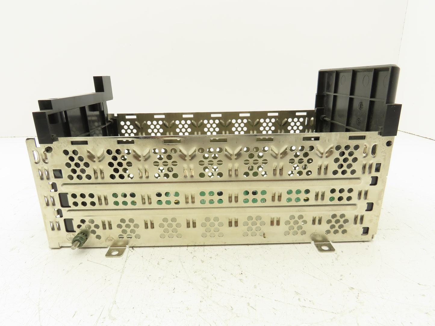 Allen Bradley 1756-A7/B ControlLogix 7 Slot Chassis J01 Ser B