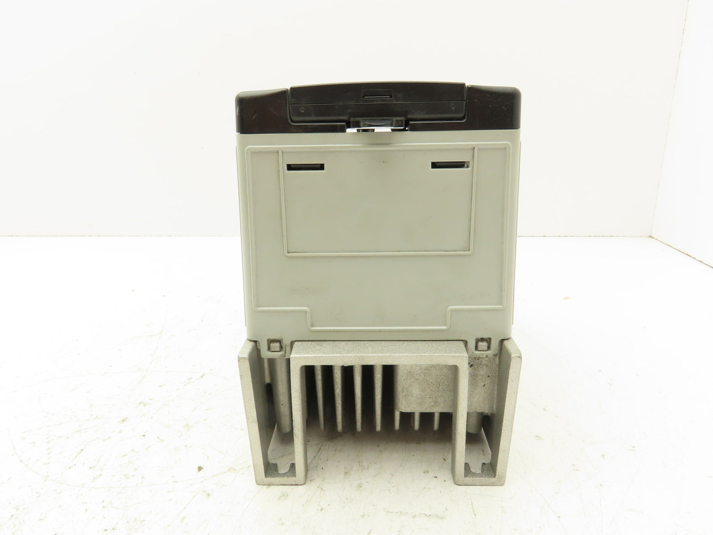 Allen Bradley 20AD3P4A0AYNNNC0 PowerFlex 70 Variable AC Drive VFD 2Hp 480V 3Ph