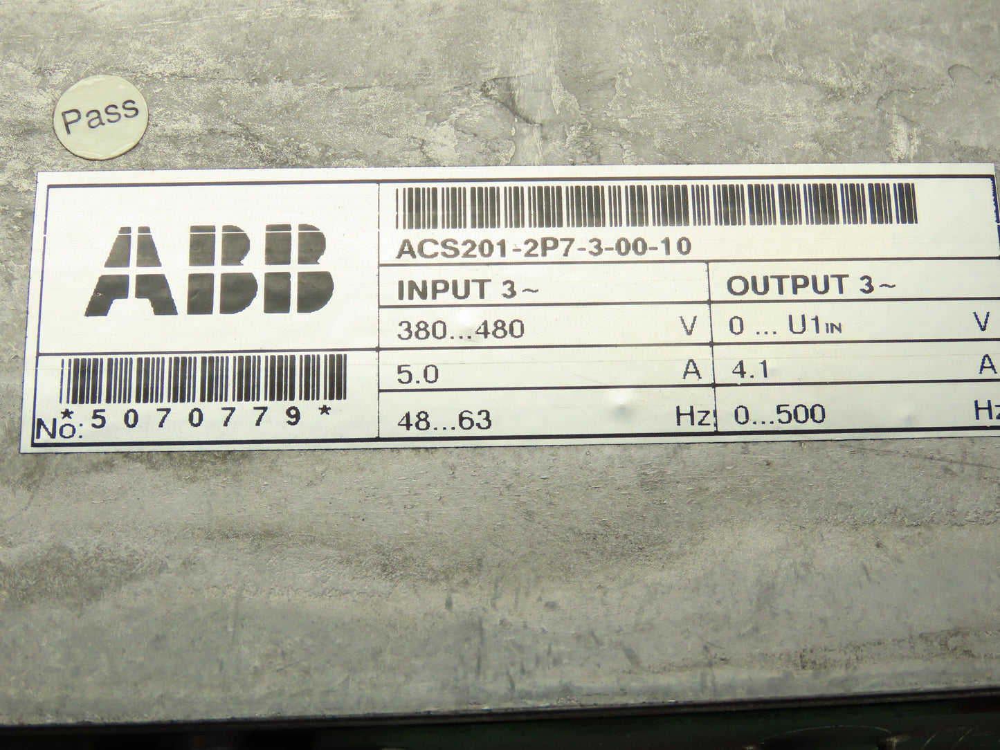 ABB ACS201-2P7-3-00-10 ACS 200 AC VFD Drive 480V 10A Broken Missing Cover