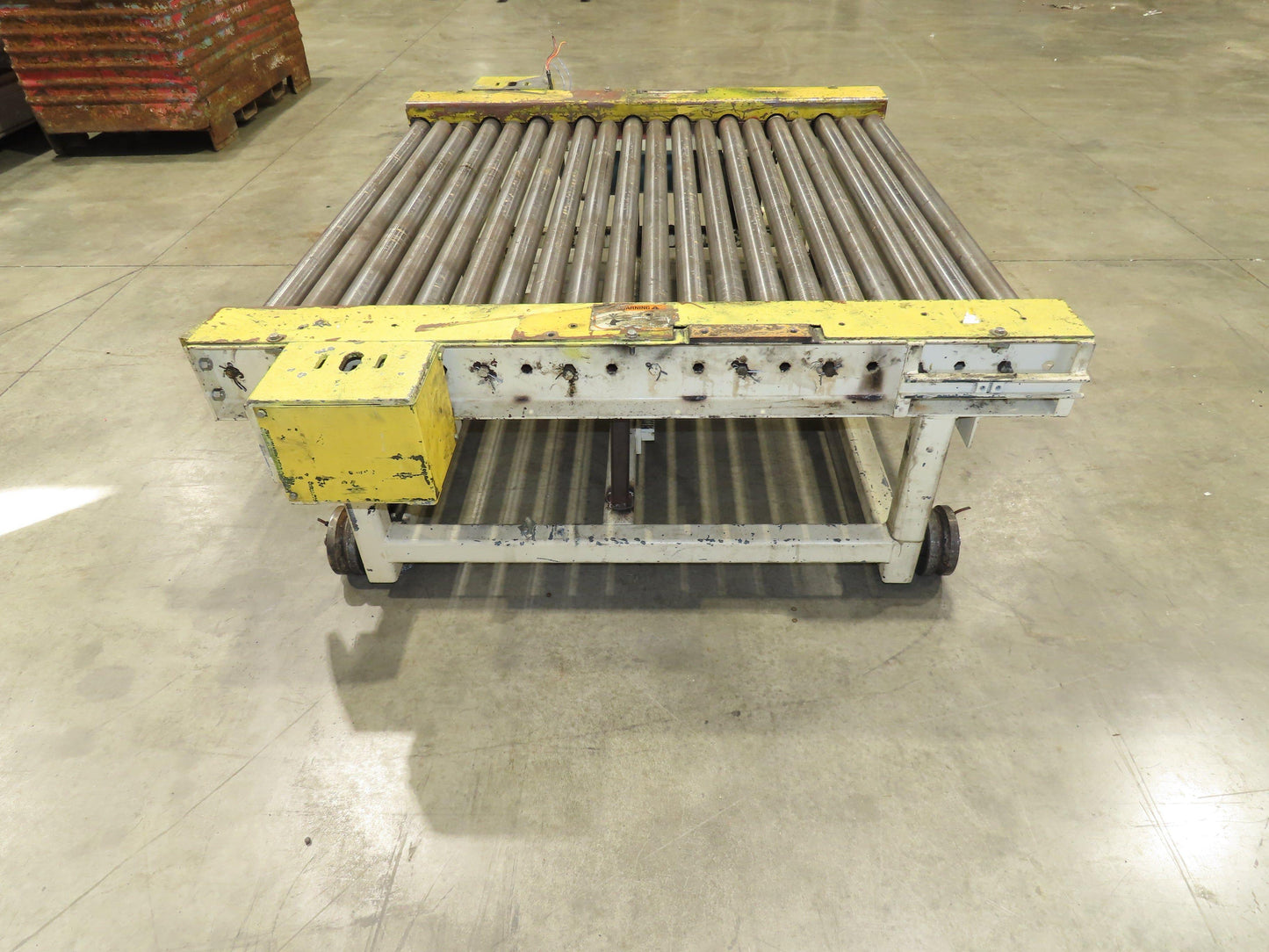 54" Pallet Conveyor 2.5" Roller 60"L 1Hp 460V Chain Drive 60 FPM
