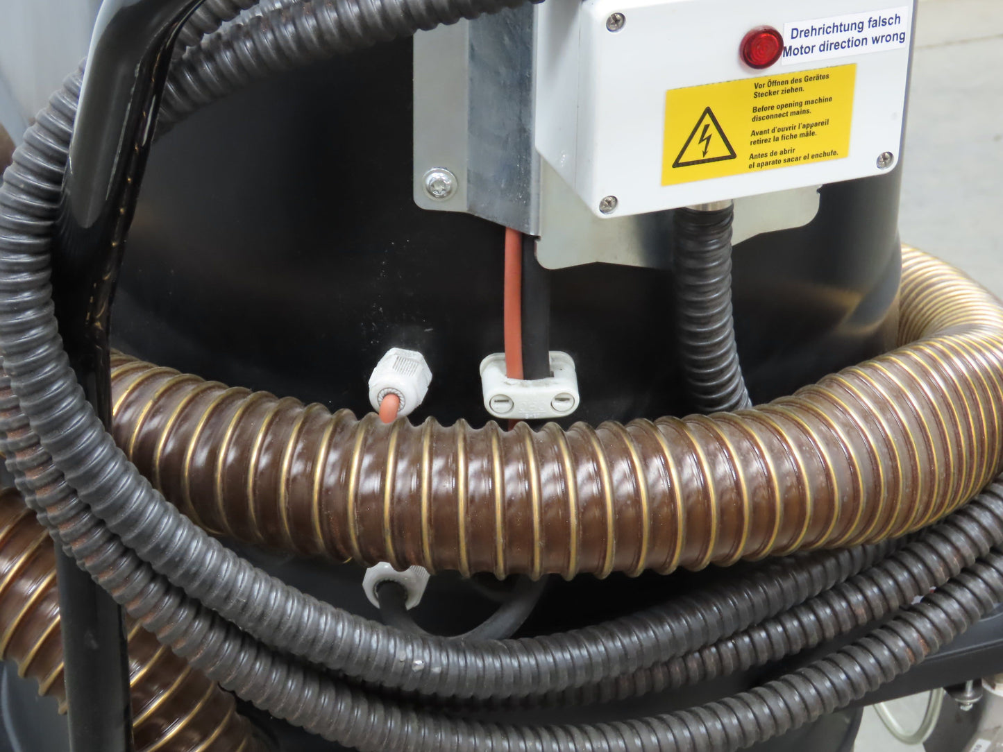 Ruwac DS 1402 LS M Industrial Mobile Vacuum 440 CBM/H 213mbar 3Ph 400V 4kw