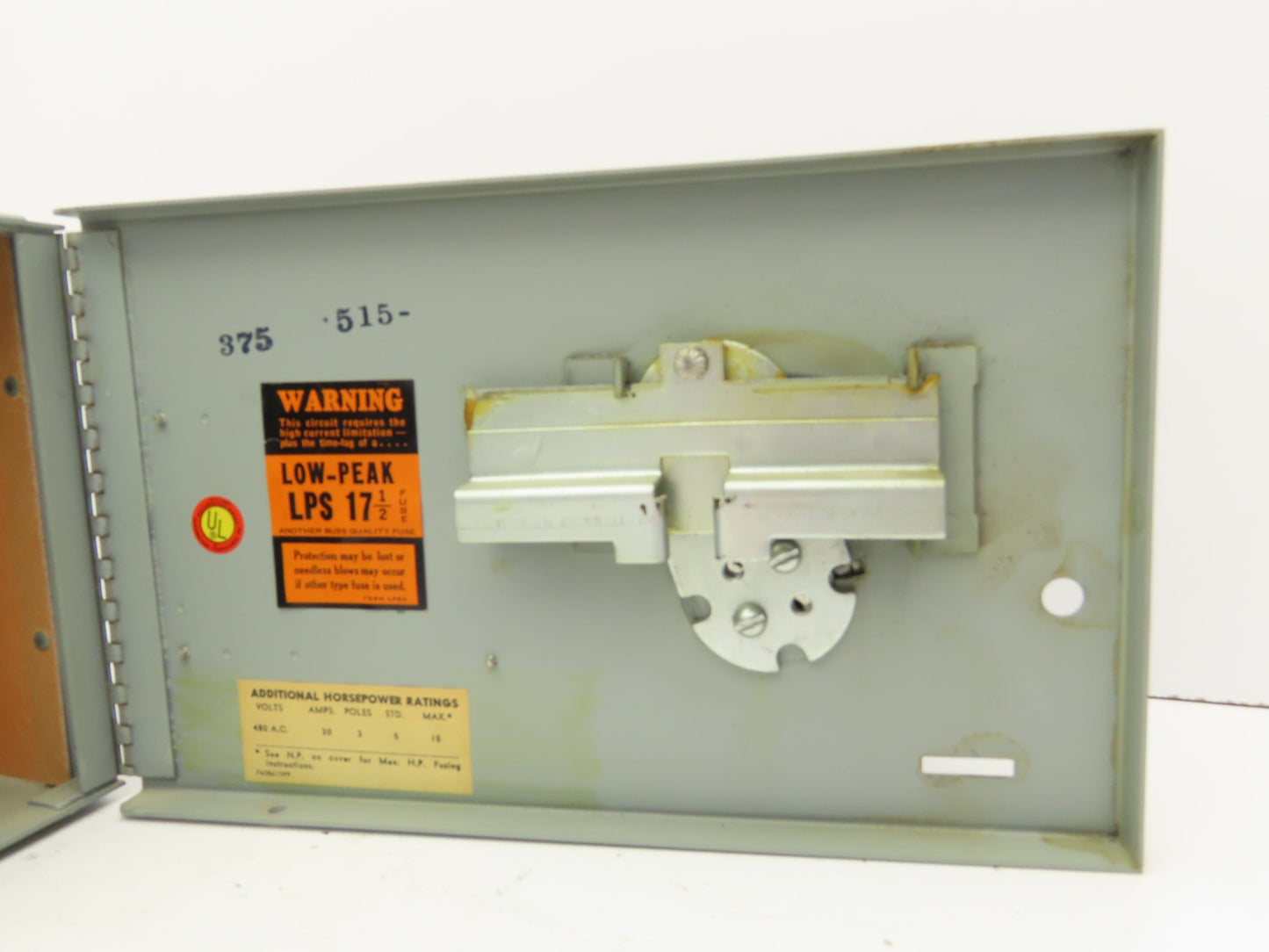 GE THP361 Fusible Panelboard Disconnect Switch Twin QMR 30A 600V 3 Pole