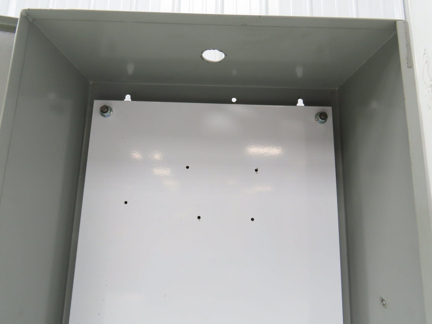 Wiegmann N1C162006LP Electrical Enclosure 20x16x6" Control Panel Switches 7x9"