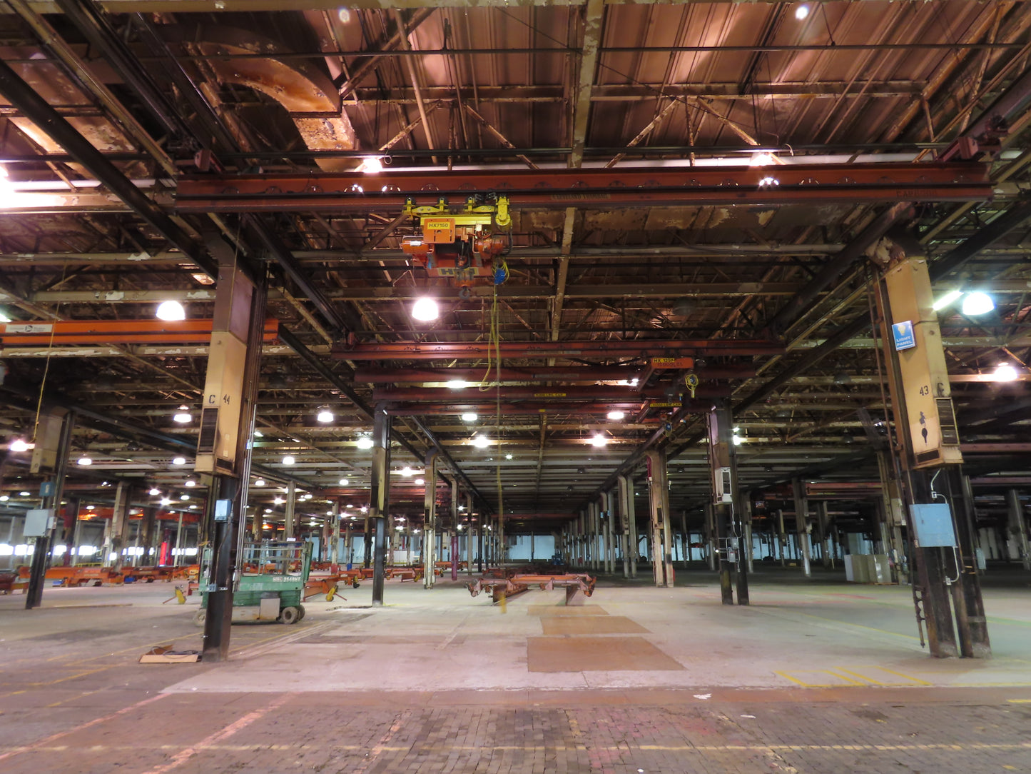 Cleveland Tramrail P&H 4 Ton Single Girder Underhung Bridge Crane 34' 10" Span
