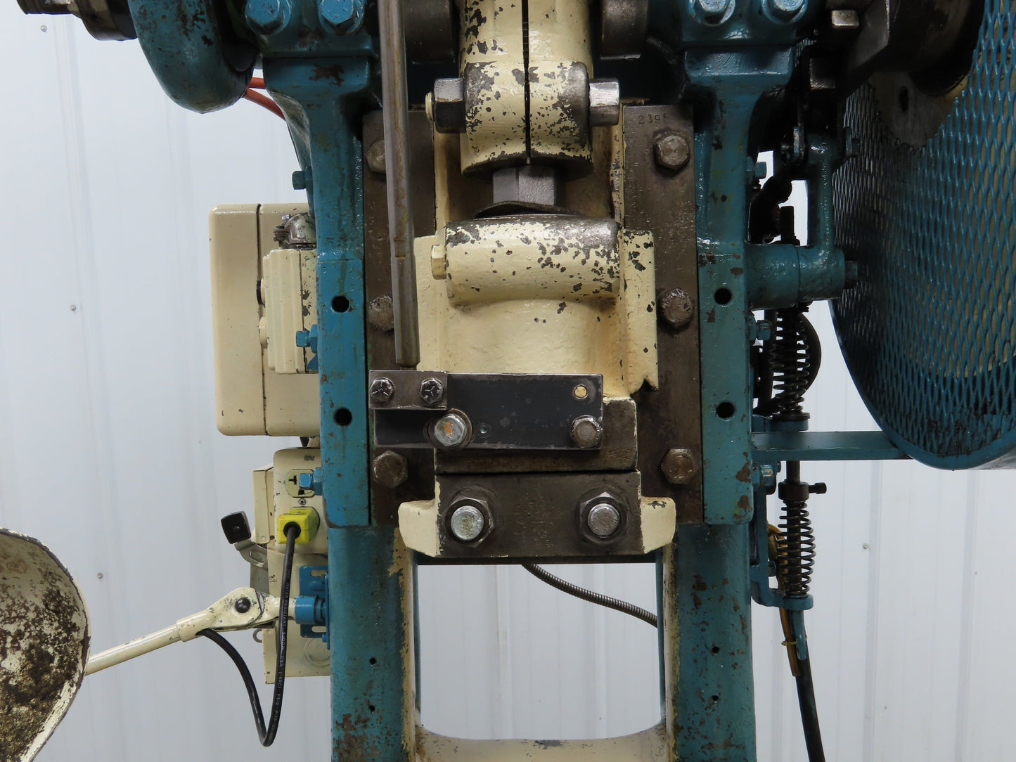 L&J No 3 Mechanical OBI Punch Press 22 Ton 2" Stroke 6-1/2" Throat 2Hp 3Ph