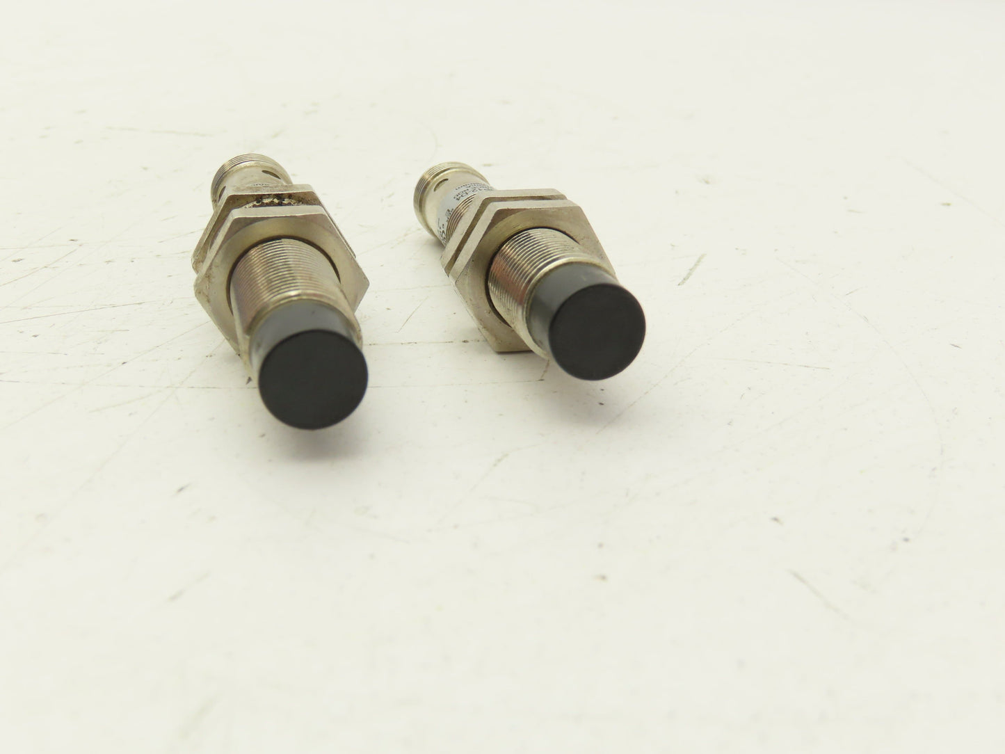 Allen Bradley 827C-D4NP12-D4 Proximity Sensor 12mm 10-30VDC Lot of 2