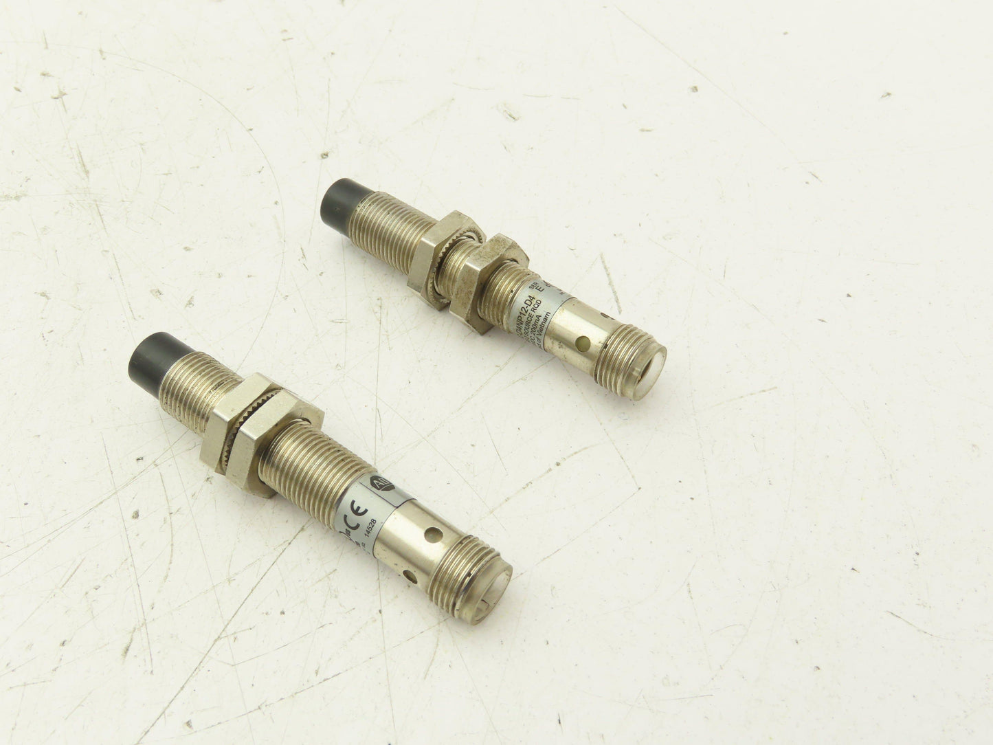 Allen Bradley 827C-D4NP12-D4 Proximity Sensor 12mm 10-30VDC Lot of 2